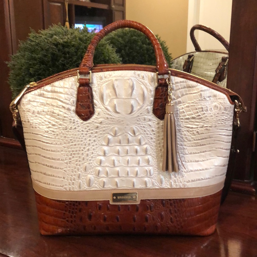 Hand bag